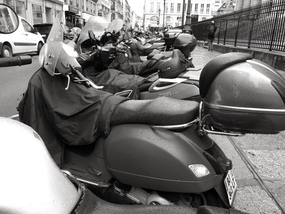 Scooter in Paris